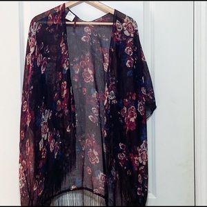 Floral kimono with fringe